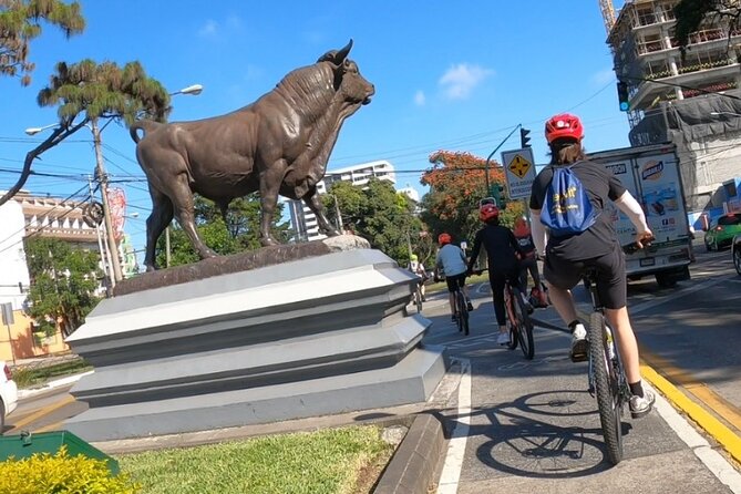 4-Hour Bike Tour Guatemala City - From Plaza España to the Reformer’s tower