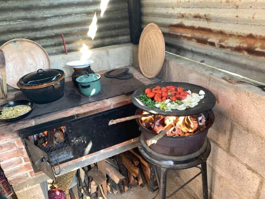 Antigua: Cooking Class with Local Family - Starting in Antigua with a guide and a market visit