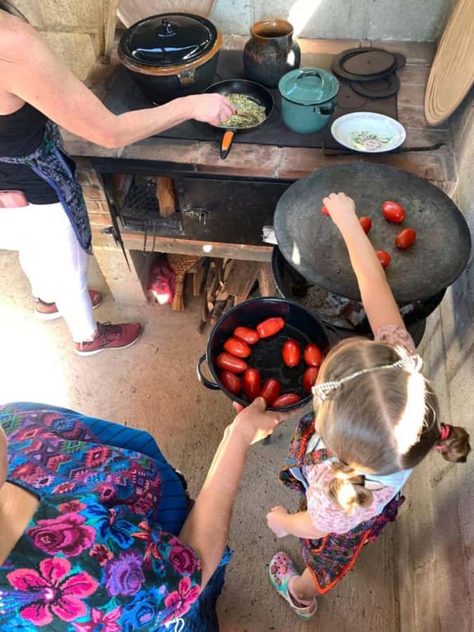 Antigua: Cooking Class with Local Family - Cooking Pepián, Jocón, Kakik, or a vegetarian dish