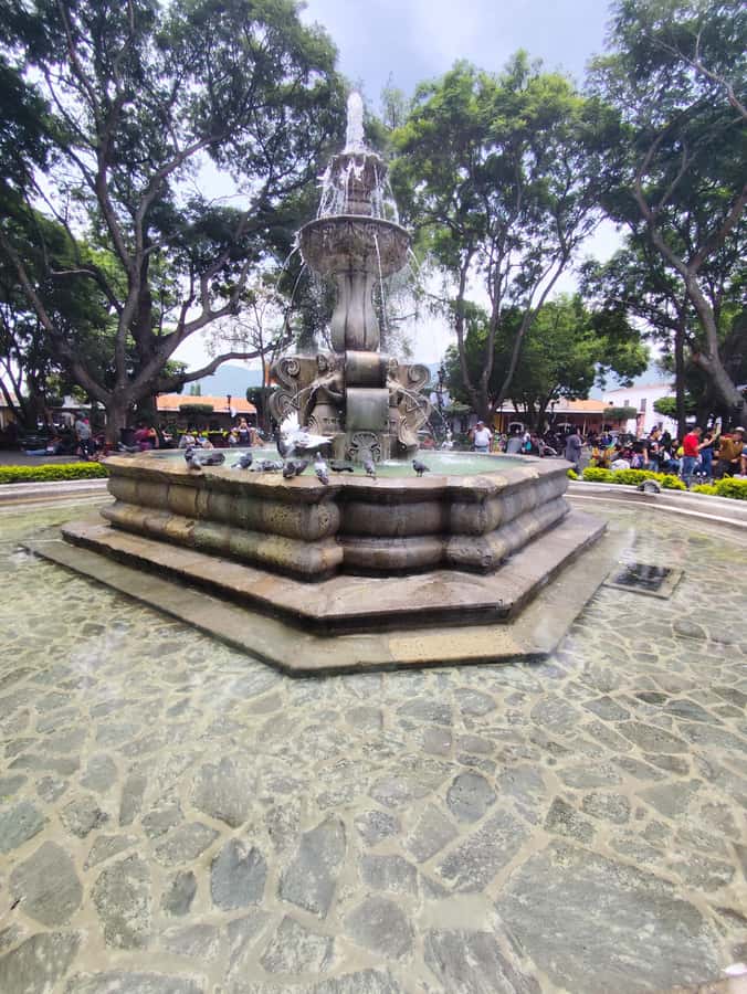 Antigua Guatemala: City Highlights Guided Walking Tour - History, legends, and Guatemalan culture
