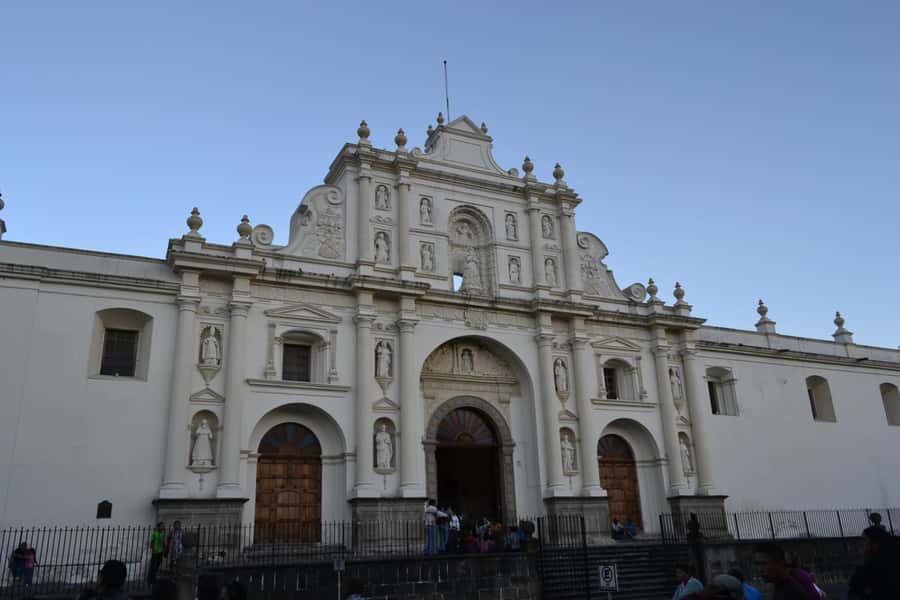 Antigua Guatemala: Morning Tour from Guatemala City - From Guatemala City to Antigua’s old streets