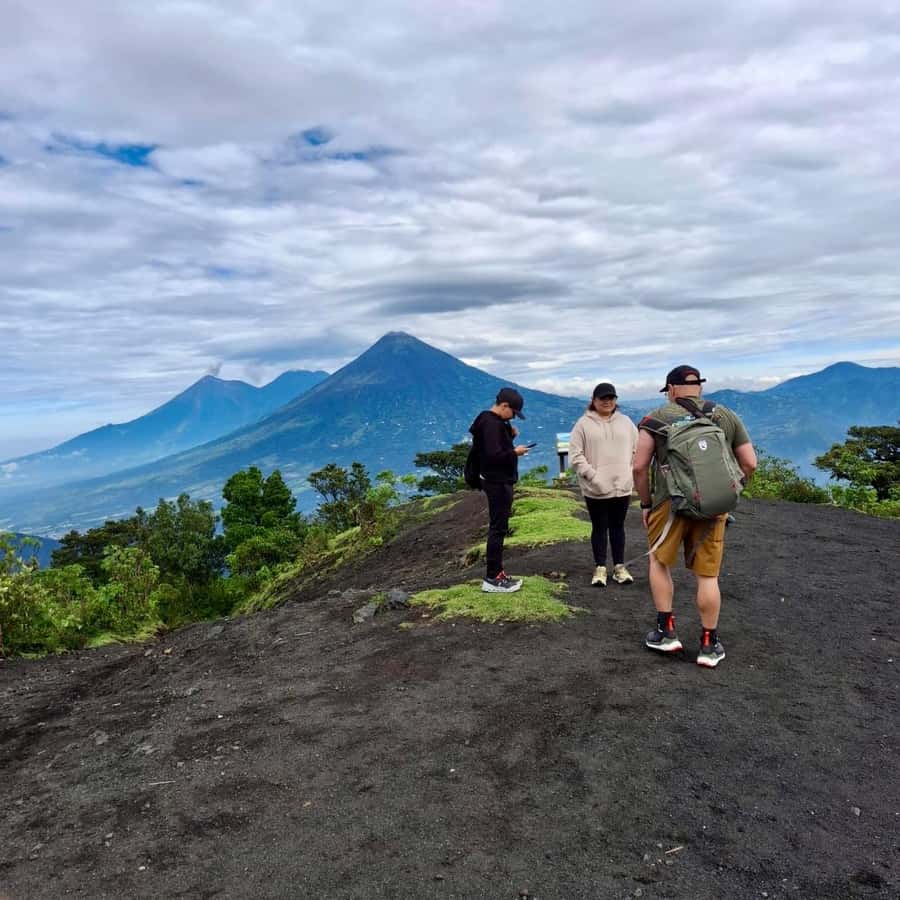 Antigua Guatemala: Private Day Tour to Pacaya Volcano - The descent and the limits of the schedule