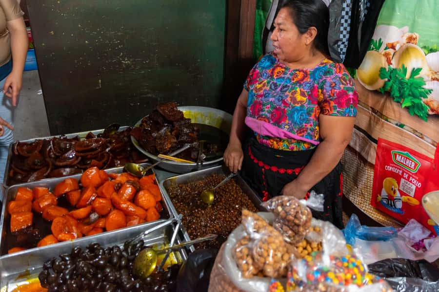 Antigua Guatemala: Street Food Walking Tour with Tastings - Corn, Mayan foodways, and the savory tastings