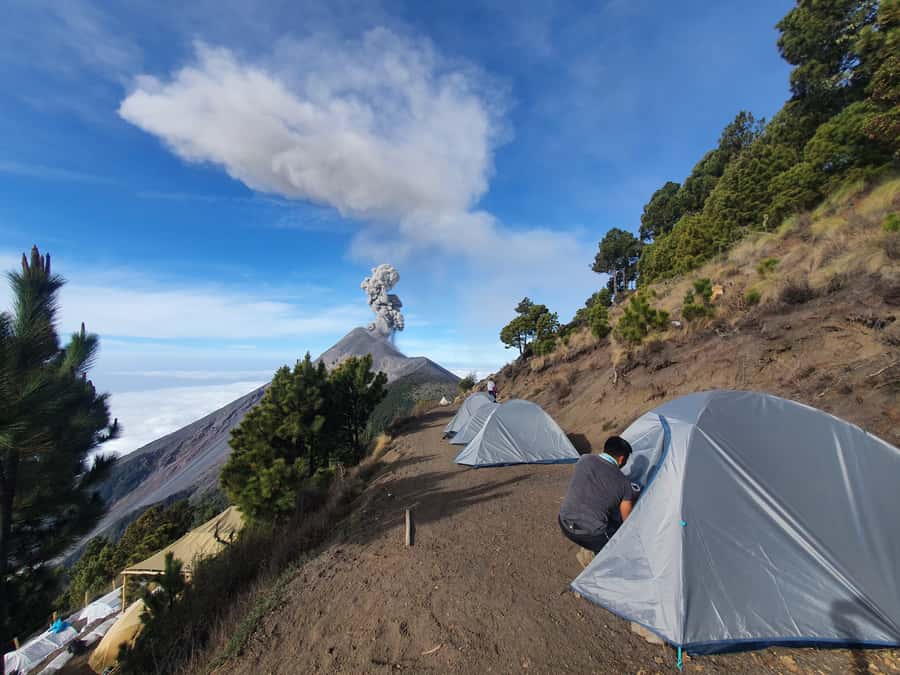 Antigua, Guatemala: Volcano Acatenango Overnight Hiking - The pre-dawn push for sunrise