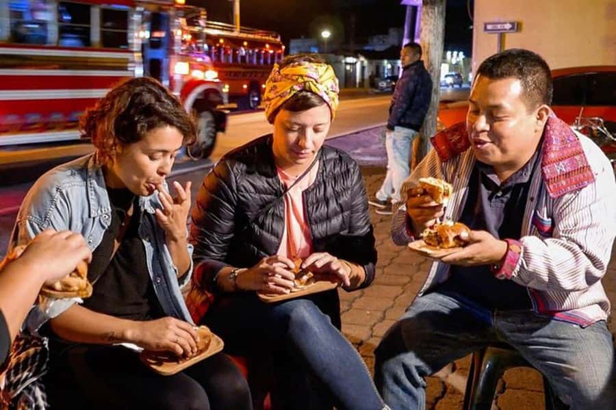Antigua Local: Evening Street Food Tour with Dinner - Why this food tour is different from a restaurant dinner
