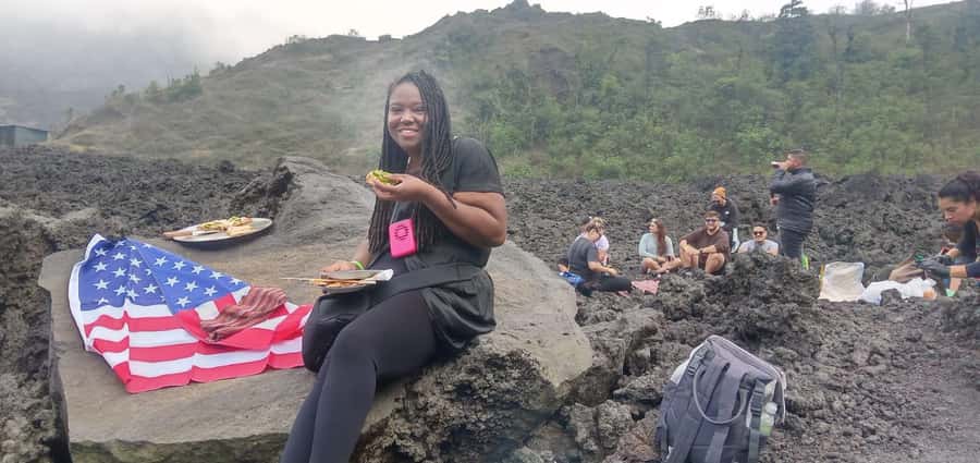 Antigua: Make & Eat Pizza at Pacaya Volcano Private Tour - The first two hours on Pacaya’s trails