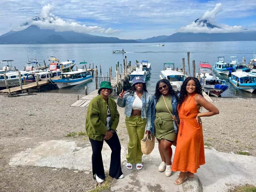 Antigua: Private Lake Atitlán Day Tour with Mayan Guide - San Juan La Laguna and its weaving tradition