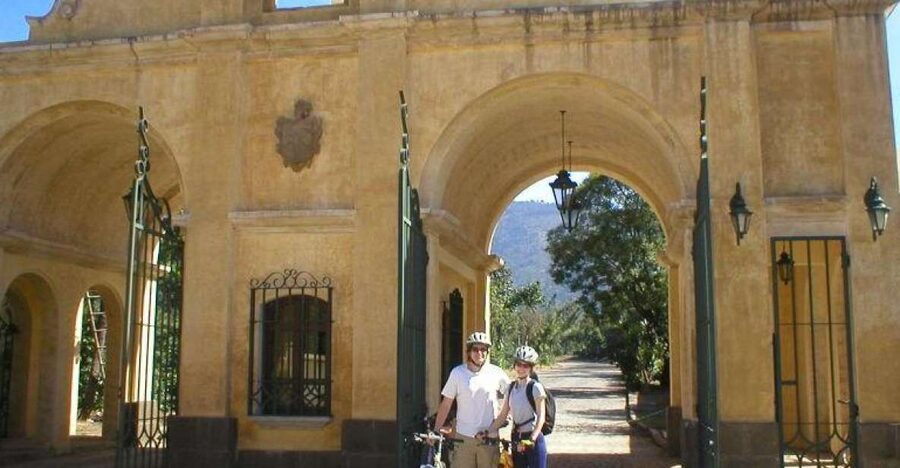 Antigua Sip 'n Cycle Half-Day Bike Ride and Coffee Tour - FAQ