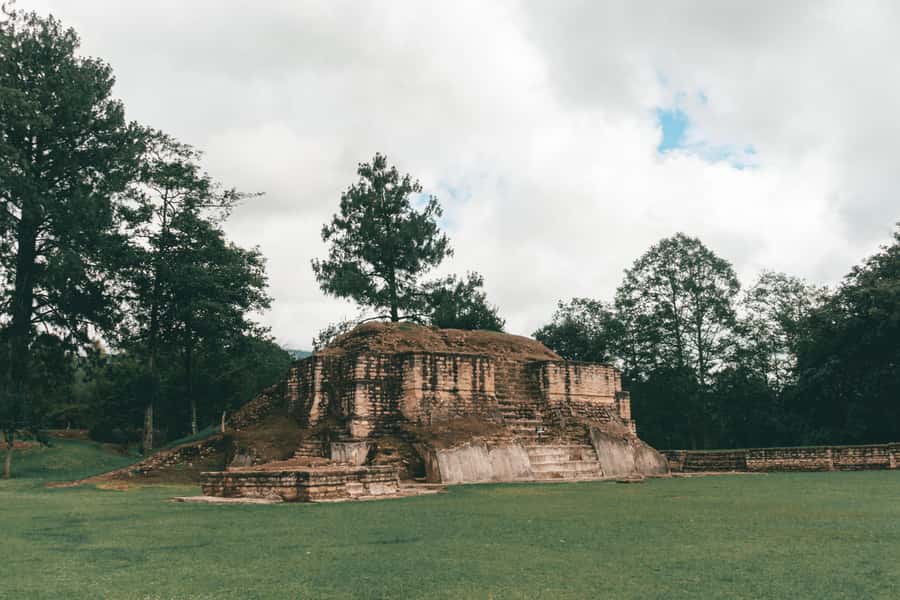 Chichicastenango and Iximché One Day Tour - What the Iximché stop means for you