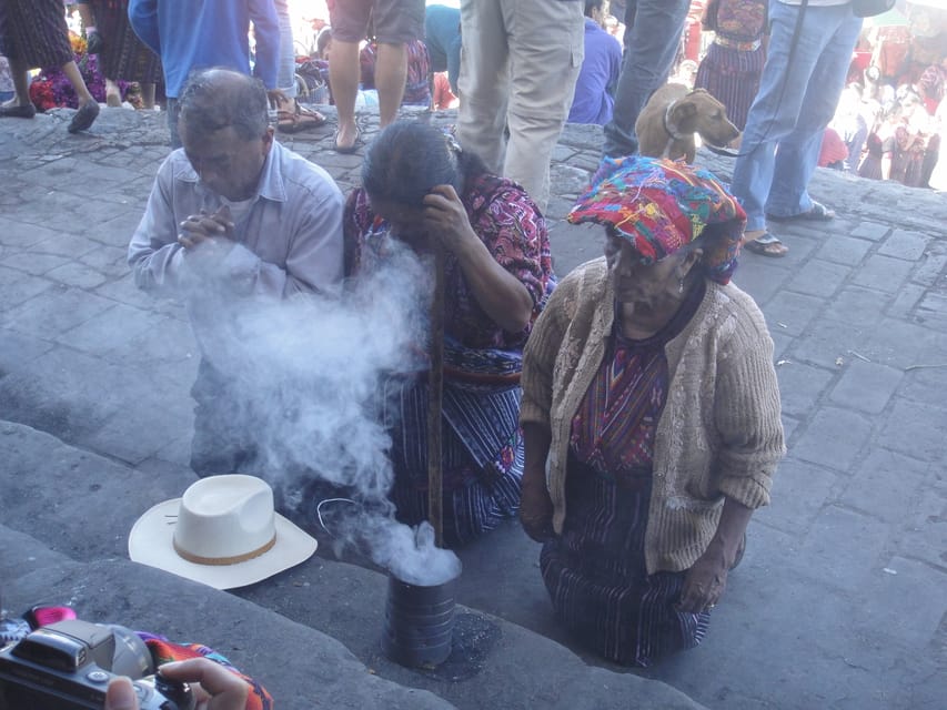 Chichicastenango and Lake Atitlan Tour From Antigua - Lunch after the market