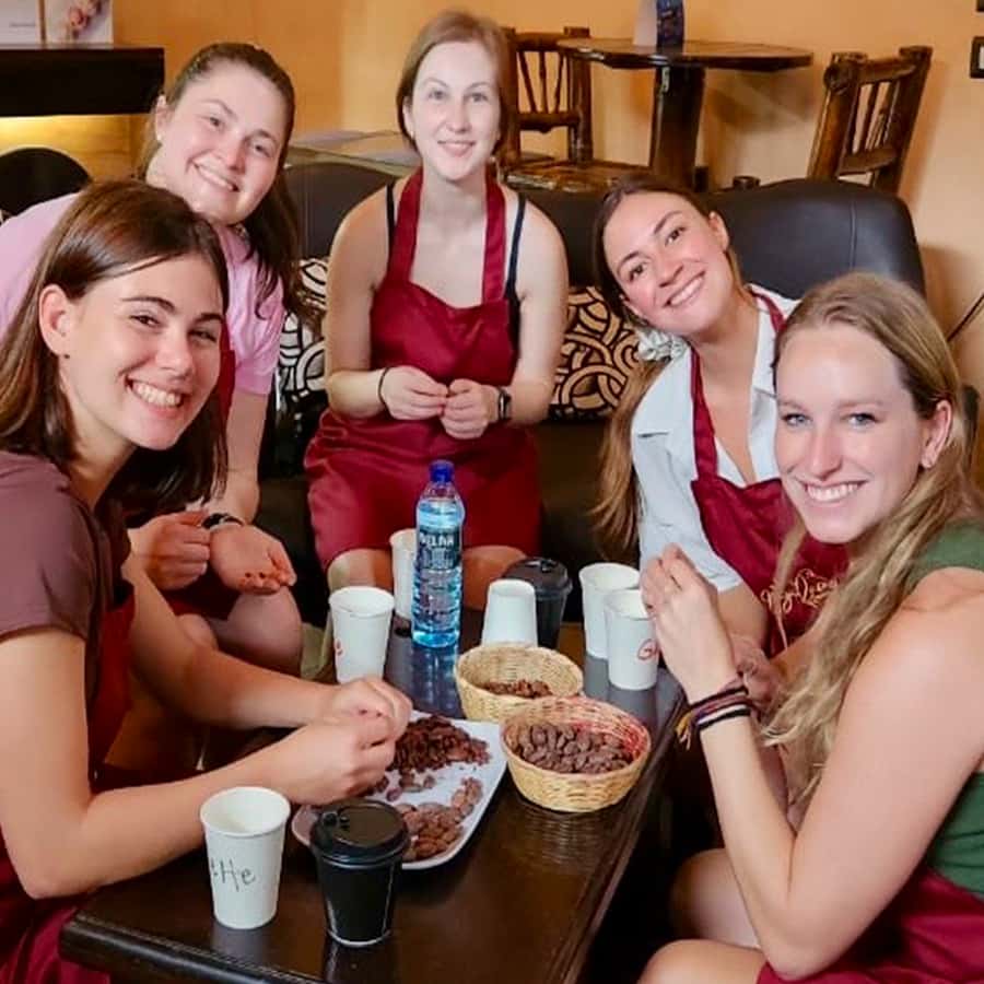 Chocolate workshop; gastronomic experience of cocoa. - Should you book Maya Cacao Chocolates?