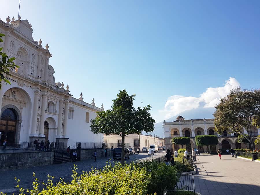 Combo Tour: Colonial Antigua & Guatemala City Explorer Tour - Key points at a glance