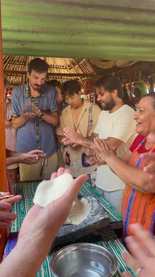 El Paredón: Traditional Cooking Class with a Local Family - What $58 buys you