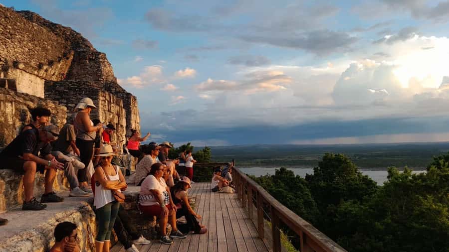 Flores: Yaxha Shared Sunset Tour with Transportation & Guide - Paying for Yaxha at the park entrance