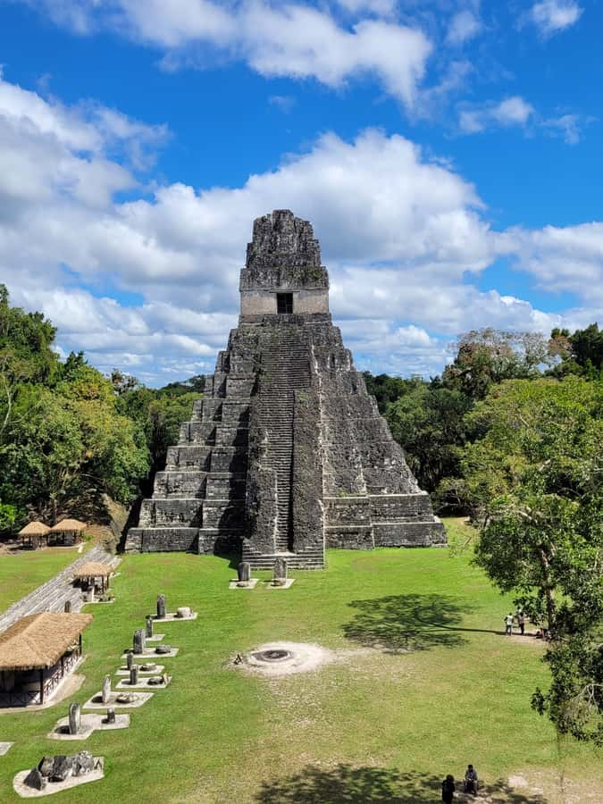 From Flores: Tikal VIP Exclusive cultural Tour All inclusive - Why Tikal deserves a full day
