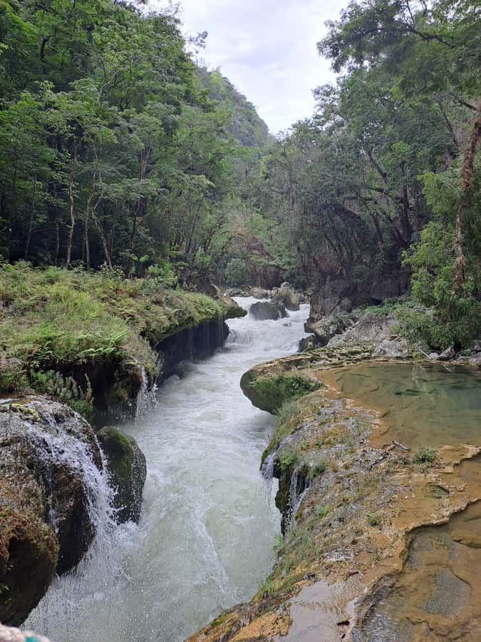 From Guatemala City to Semuc Champey in one day. - Kamba Caves and the limits of one day
