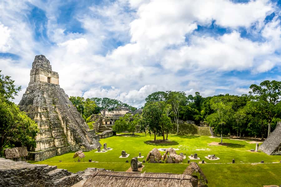 From San Ignacio: Tikal Maya Site Day-Trip with Local Lunch - The 7 AM pickup and the Belize to Guatemala border