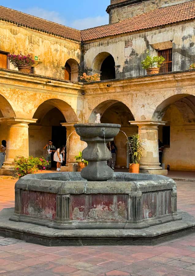 Hobbitenango and Antigua Tour: From Guatemala City - A small group with a real time limit