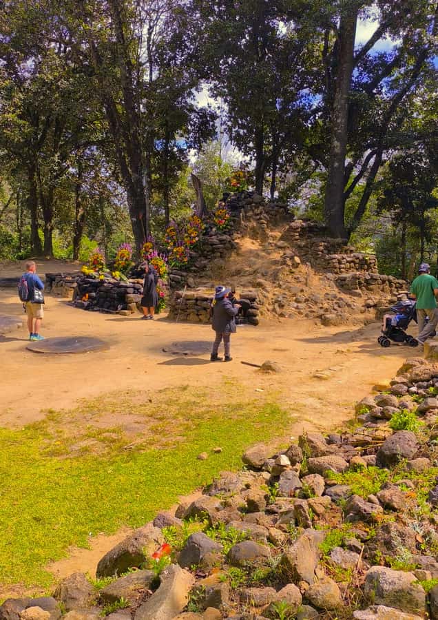 Iximché: Archaeological Site from Guatemala City - Entering the former Kaqchikel capital