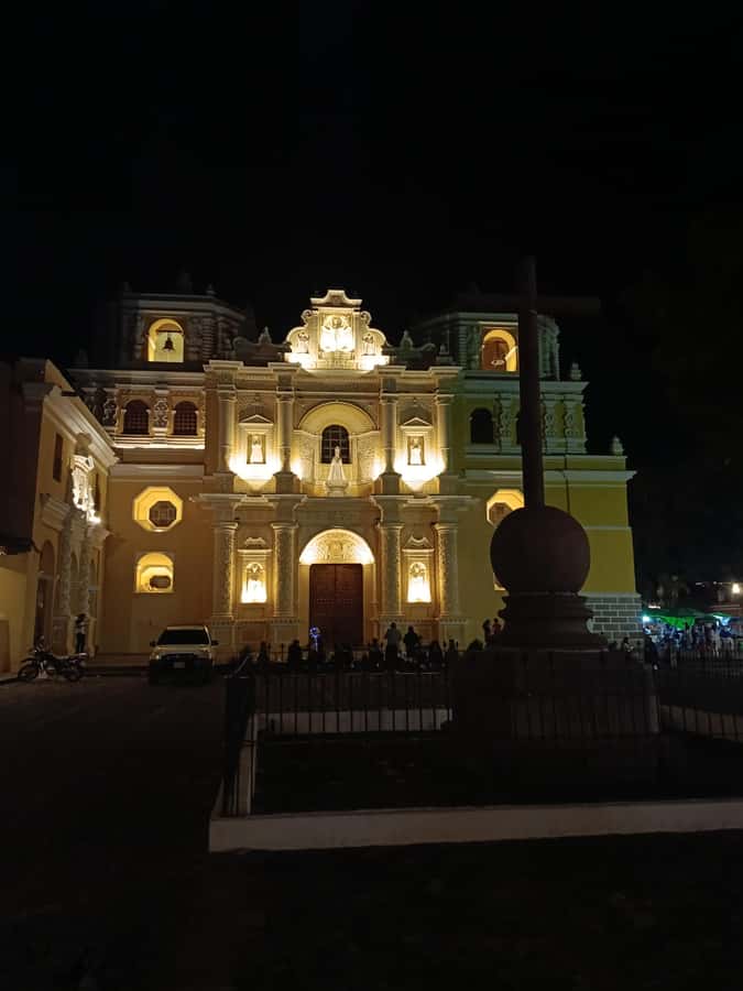 La Antigua Horror Stories Night Walking Tour - Meeting at La Merced Church at 6:30 p.m.