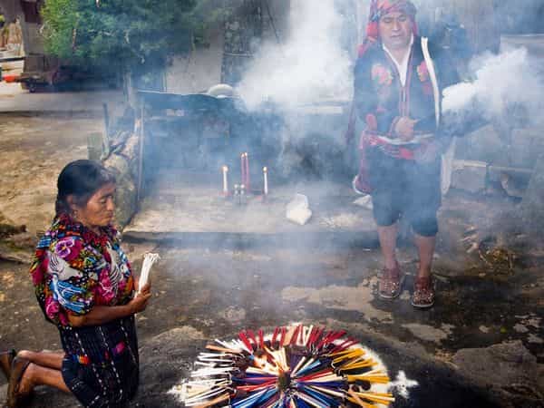 Lake Atitlan: Mayan Ceremony at the Sacred Caves - Who should book this experience