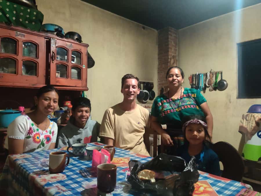 Mayan Home Stay San Jorge Lake Atitlan - A real home stay in San Jorge La Laguna